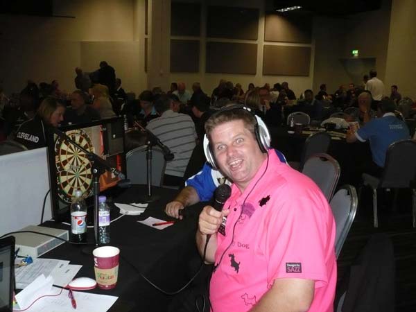 England Classic 2012 Darts - Scott Mitchell Commentating on EDO Live Stream