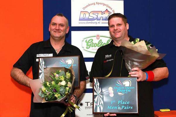 Dutch Open 2015 Pairs Winners Darts - Scott Mitchell and Martin Atkins