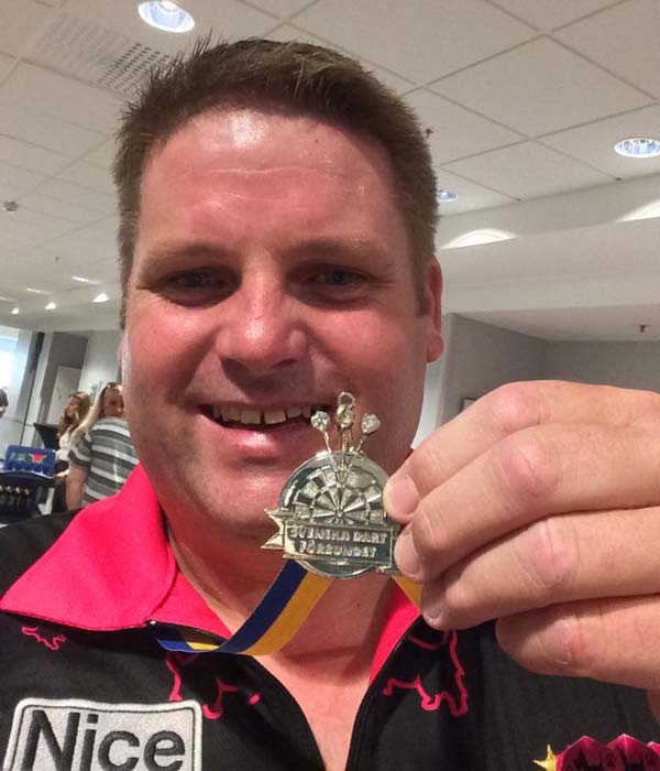Swedish Open 2015 Darts - Scott Mitchell with Last 8 Medal